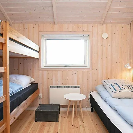 7 Person In Thisted * Klitmøller
