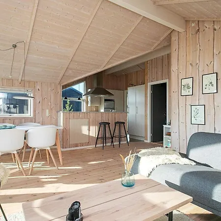 5 Star Holiday Home In Thisted Semesterbostad Klitmøller