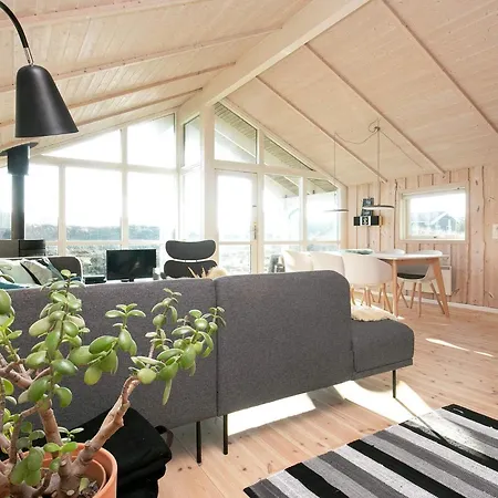 Tranquil Retreat In - By Traum *