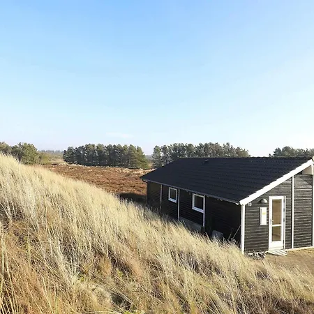 Tranquil Retreat In - By Traum